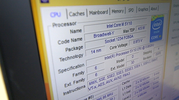 Intel'in yeni Core M işlemcisi ve Asus'un fansız çalışan ultrabook modeli UX305'i inceledik