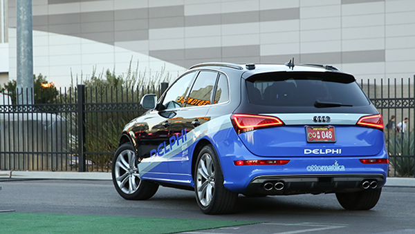 Delphi Otomotiv'in hazırladığı insansız Audi QS5 modeli 5,600 km yol yapmaya başladı