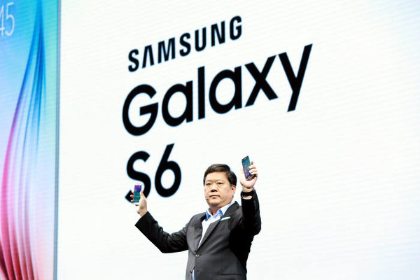 Samsung'dan Çin lansmanlarına katılanlara cep harçlığı