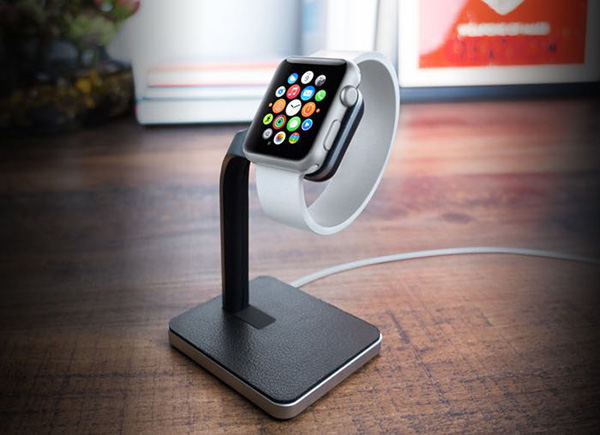 Apple Watch için stand üniteleri çeşitleniyor. Yeni çözüm Mophie Watch Dock