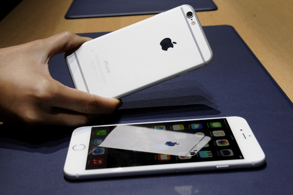 Apple yılın ilk çeyreğinde 61.2 milyon iPhone sattı