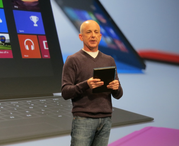 Surface Pro 4 yolda olabilir