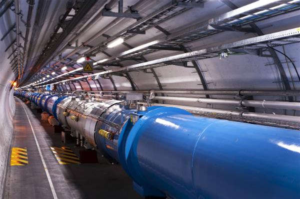Büyük Hadron Çarpıştırıcısında iki yıl aradan sonra proton çarpışmaları tekrar başladı
