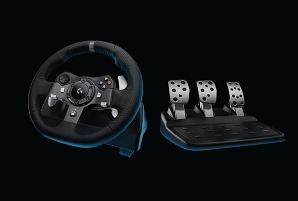Logitech'den PS4/PS3, Xbox One ve PC uyumlu iki yeni direksiyon seti: G920 ve G29