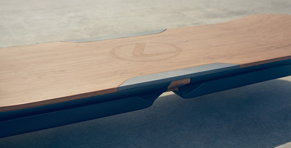 Yeni bir 'Hoverboard' konsepti de Lexus'dan geldi