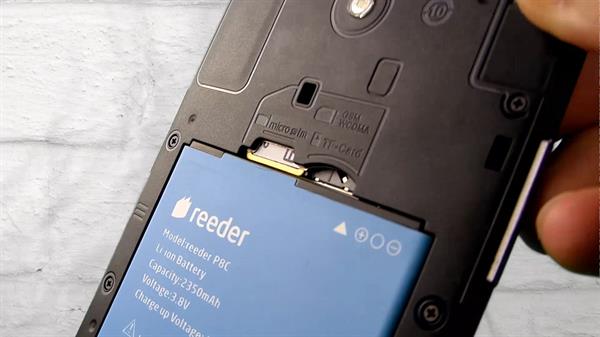 Reeder P8C video inceleme