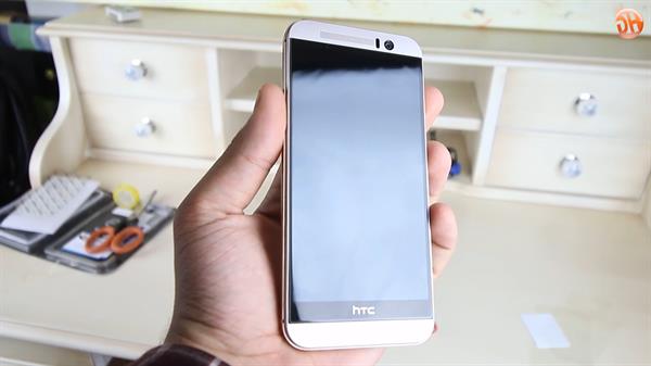 Cep telefonu için sertleştirilmiş cam ekran koruyucu 'HTC One M9 Screen Protector GLAS.tR Slim' inceleme videosu