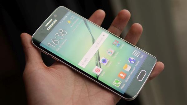 Galaxy S6 Edge Plus'ın özellikleri bir internet mağazasında listelendi