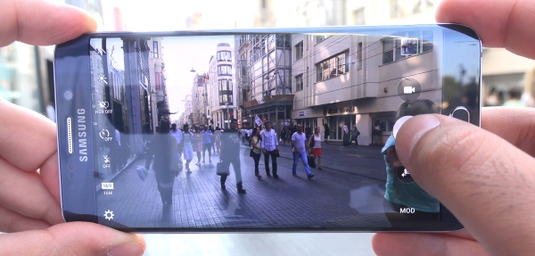 Samsung Galaxy S6 Edge+ inceleme videosu 'Daha büyük ekran, daha güçlü donanım'