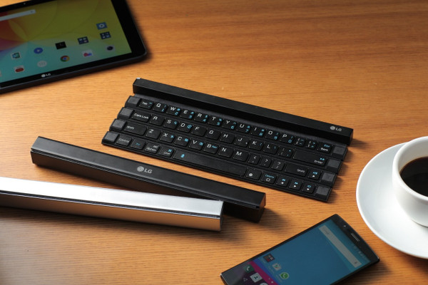 LG Rolly mobil cihazlara yönelik ilk rulolanabilir kablosuz klavye oldu