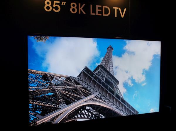 Sharp 8K televizyonunu 133 bin dolar fiyatla satışa sunmaya hazırlanıyor
