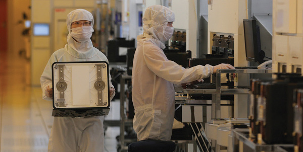 GlobalFoundries 14nm üretim sürecine geçiyor