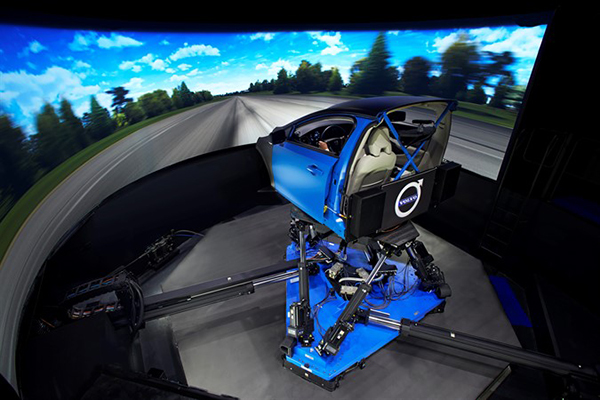 Volvo, yeni nesil otomobillerini geliştirmek için dünyanın en gelişmiş simülatörünü kullanmaya başladı