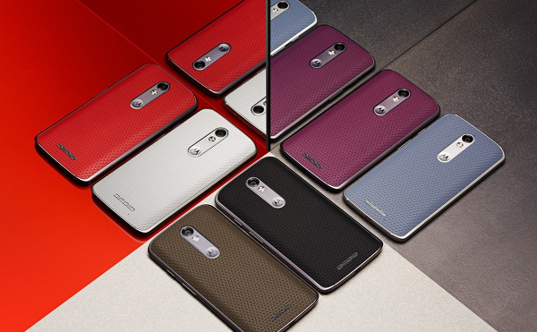 Motorola'dan camı kırılmayan telefon