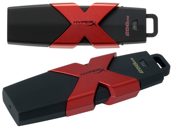 Flash disklere HyperX Savage dokunuşu