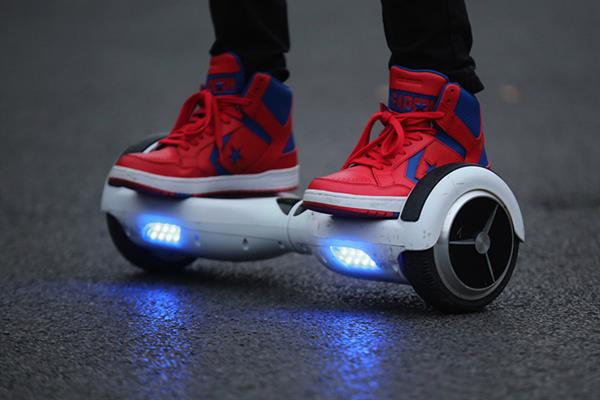 New York'ta 'hoverboard' kullanımı yasadışı ilan edildi