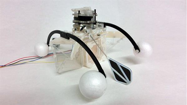 Kirli sudan beslenen ilginç robot