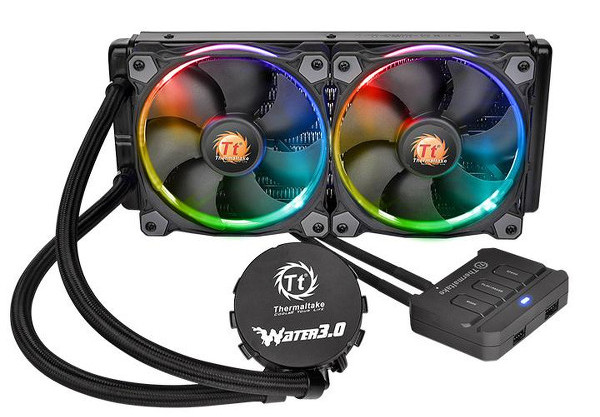 Thermaltake'den rengarenk sıvı soğutucu