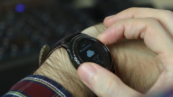 Samsung Gear S2 Classic  inceleme videosu 'Akıllı saat devri asıl şimdi başlıyor'