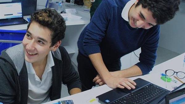 Intel'den Türkiye'deki genç mucitlere ücretsiz eğitim