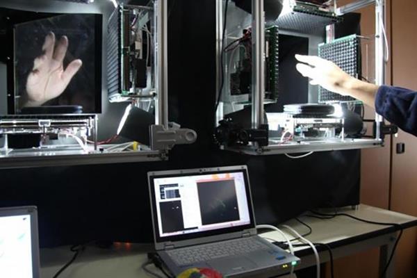 Japon araştırmacılardan 'dokunulabilen' hologram