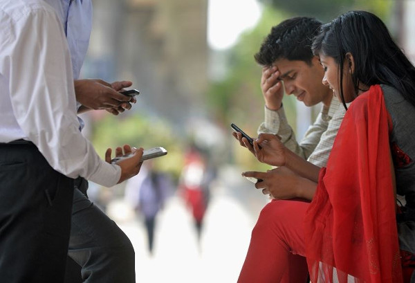 Hindistan'da mobil abone sayısı bir milyarı geçti