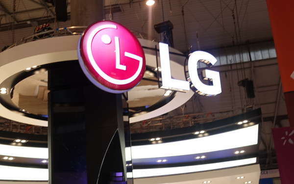 LG G5 modelinde LG V10 izleri