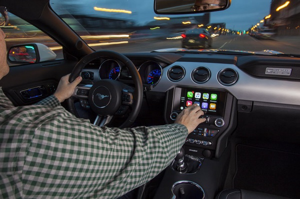 Ford'dan 2017 model araçlarında Android Auto ve Apple Car desteği