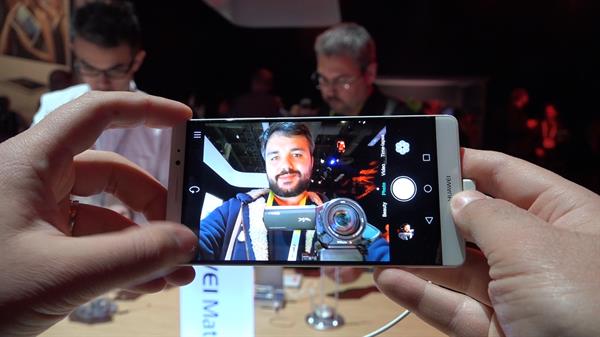 Huawei Mate 8 inceleme videosu 'Türkiye'de ilk defa'