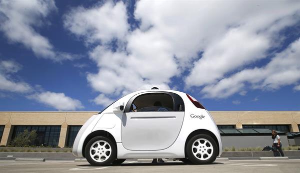Google'ın otonom aracı insanlardan daha az kaza yapıyor