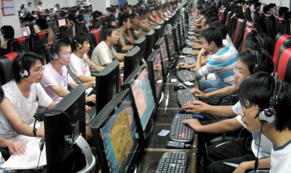 Çin'de internet kullanıcı sayısı 688 milyona ulaştı