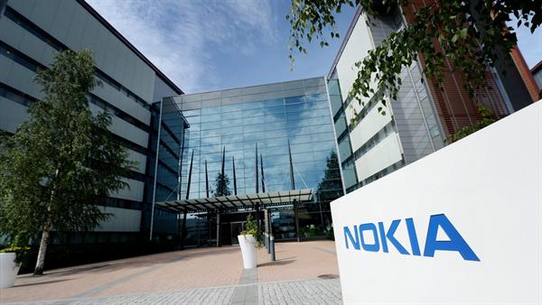 Nokia akıllı telefon patent anlaşmalarıyla gelir elde etmeye devam ediyor
