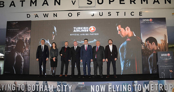 Batman v Superman: Dawn of Justice filminin bütçesi belli oldu
