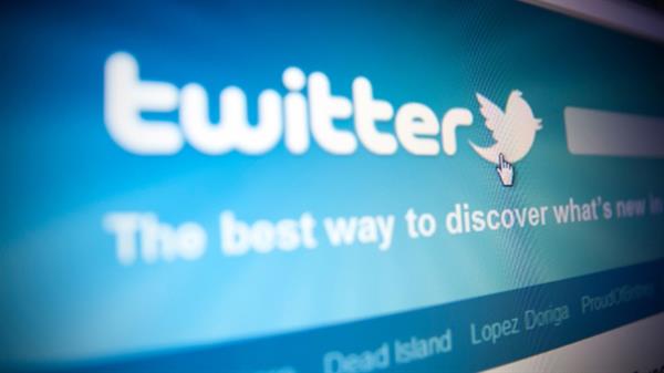 Twitter CEO'su zaman akışının değişeceği iddialarını yalanladı