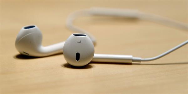 iPhone 7'nin Lightning kulaklığı gürültü engelleme teknolojisine sahip olmayabilir