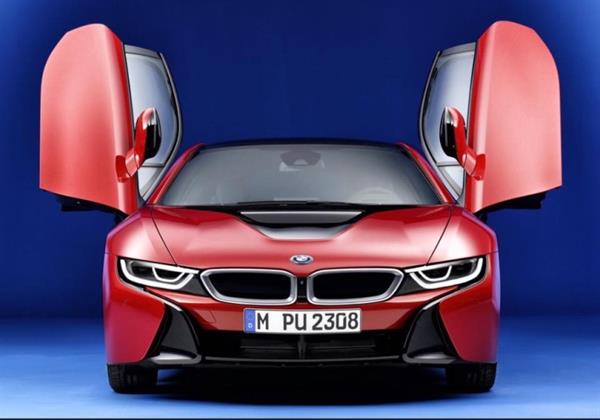 BMW'den i8 için ilk özel seri 'Protonic Red Edition'