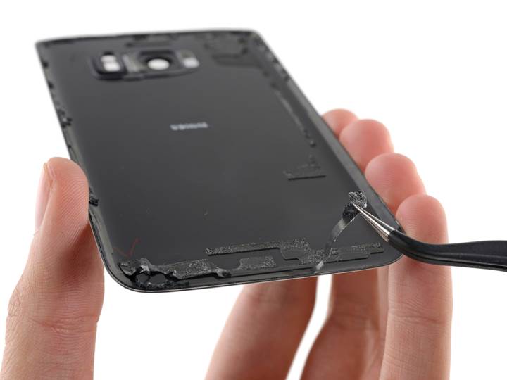 Galaxy S7 tamir kolaylığı konusunda sınıfta kaldı