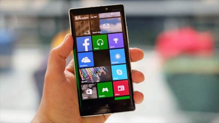 Microsoft, Windows 10 Mobile'ın Kamera uygulamasındaki hatayı düzeltti