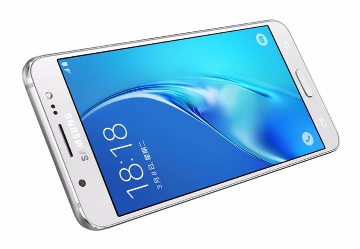 Yeni nesil Samsung Galaxy J7 ve Galaxy J5 duyuruldu