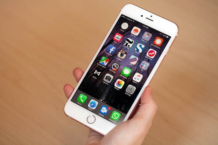 Apple'ın iPhone ekranlarını AMOLED'e yükseltmeme nedenleri azalıyor