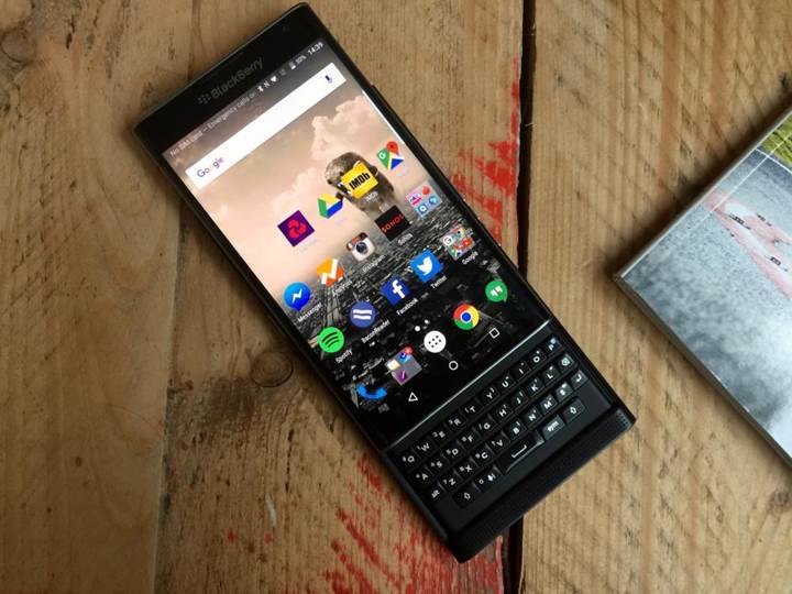 Blackberry Priv için Marshmallow güncellemesi Nisan sonu Mayıs başında geliyor