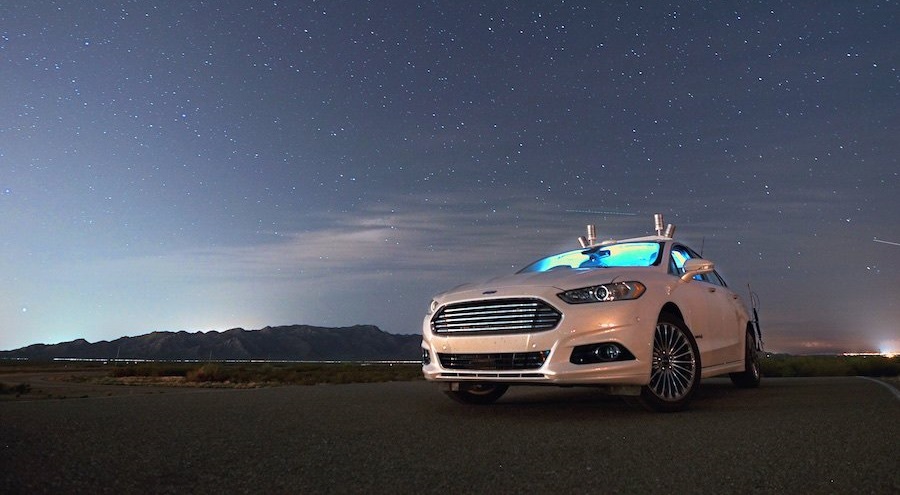 Otonom Ford araçlar gece sürüşünde insanlardan daha iyi