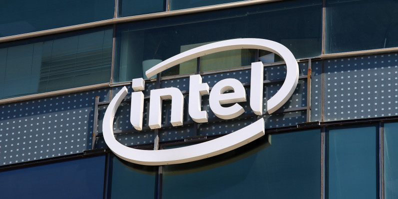 Intel yeniden yapılanma kapsamında 12 bin kişiyi işten çıkarıyor