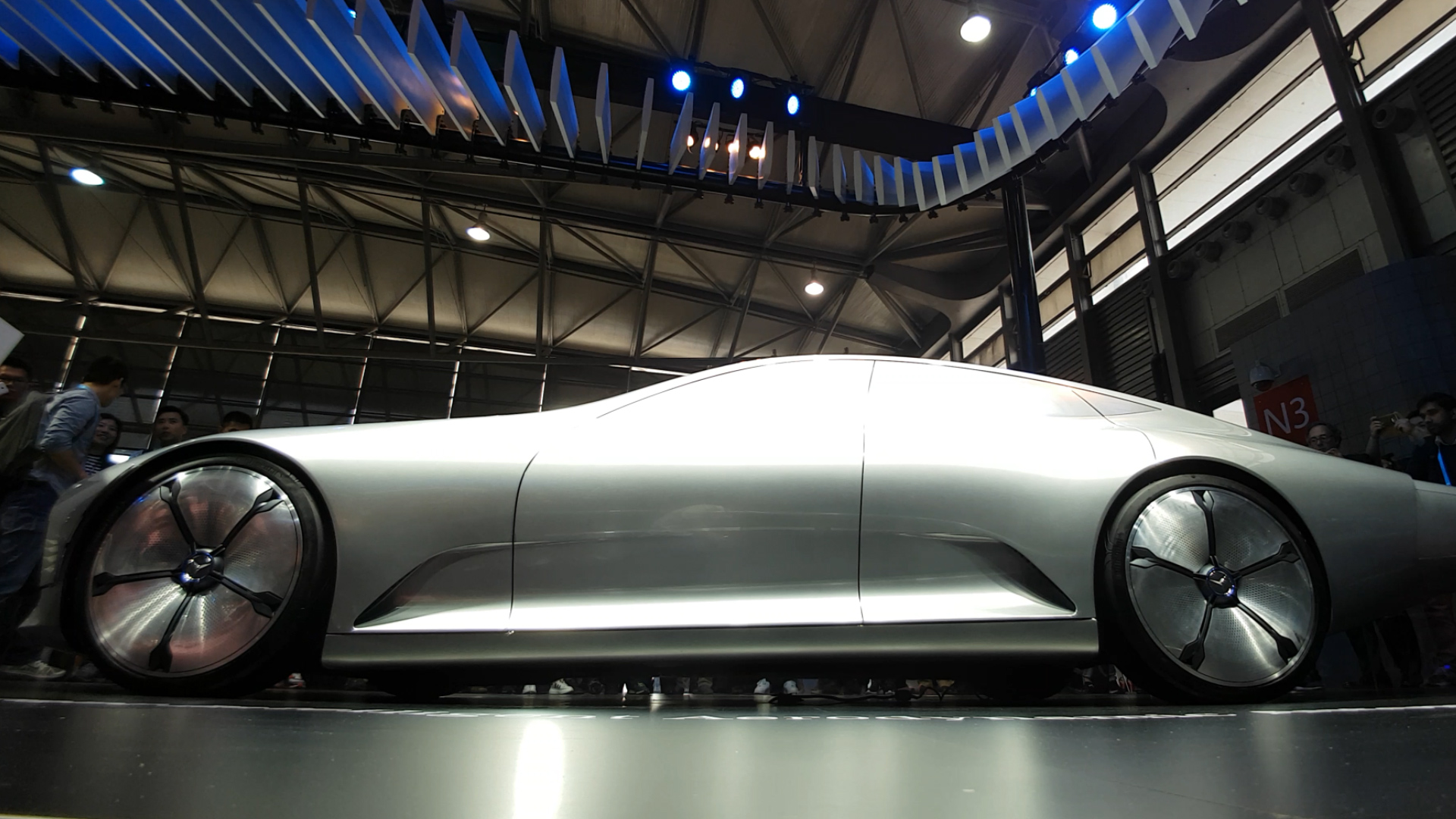 Karşınızda geleceğin otomobili: Mercedes'in yeni harikası