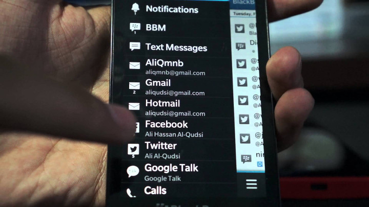 Samsung, BlackBerry Hub tarzı yeni bir uygulama üzerinde çalışıyor