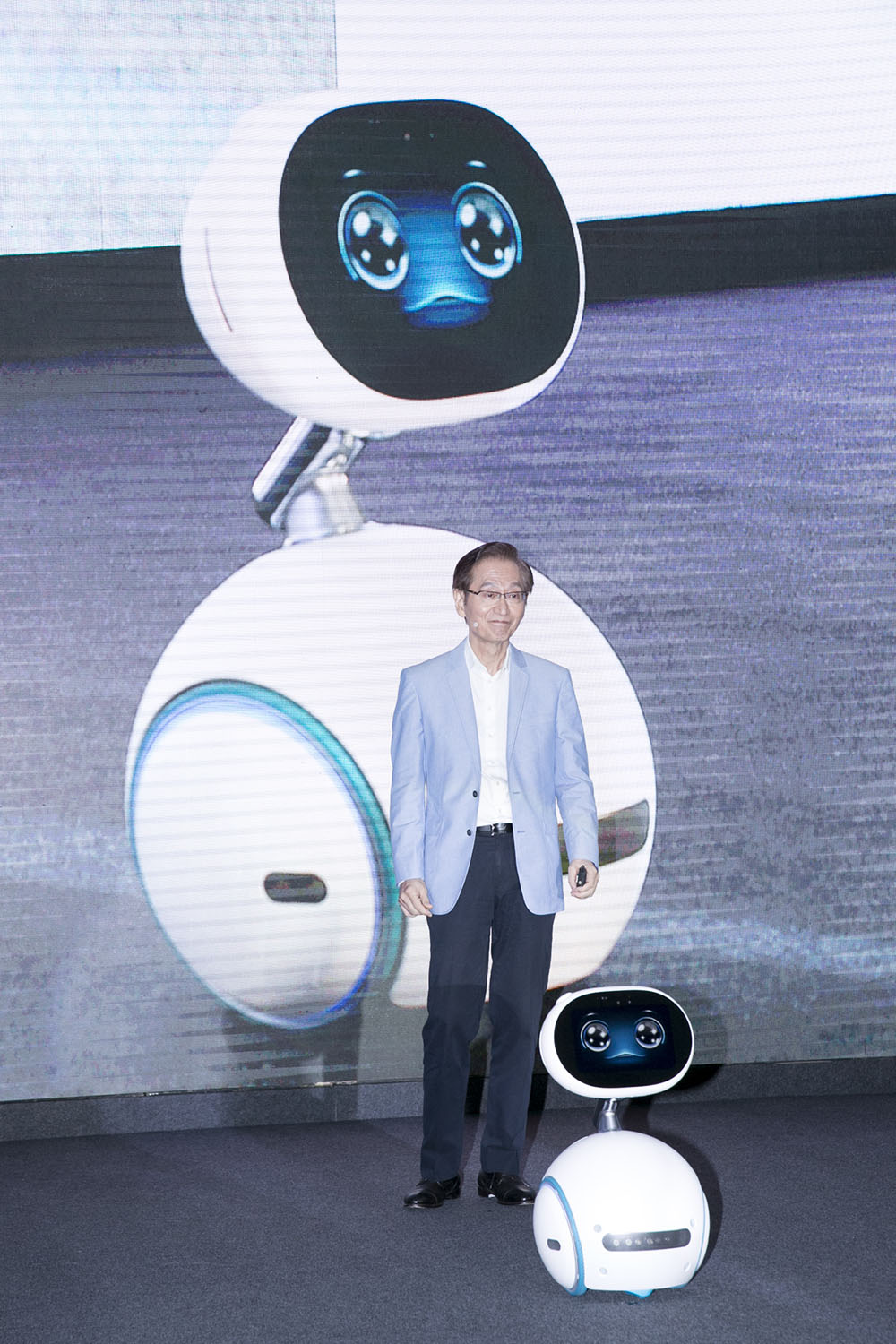 ASUS, Computex 2016’da Zenbo robotu ile devrim yaptı