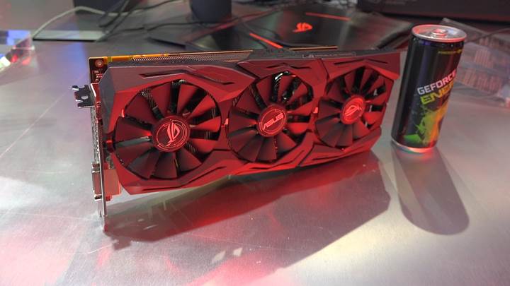 Asus'un performans canavarı GTX 1080 Strix mercek altında