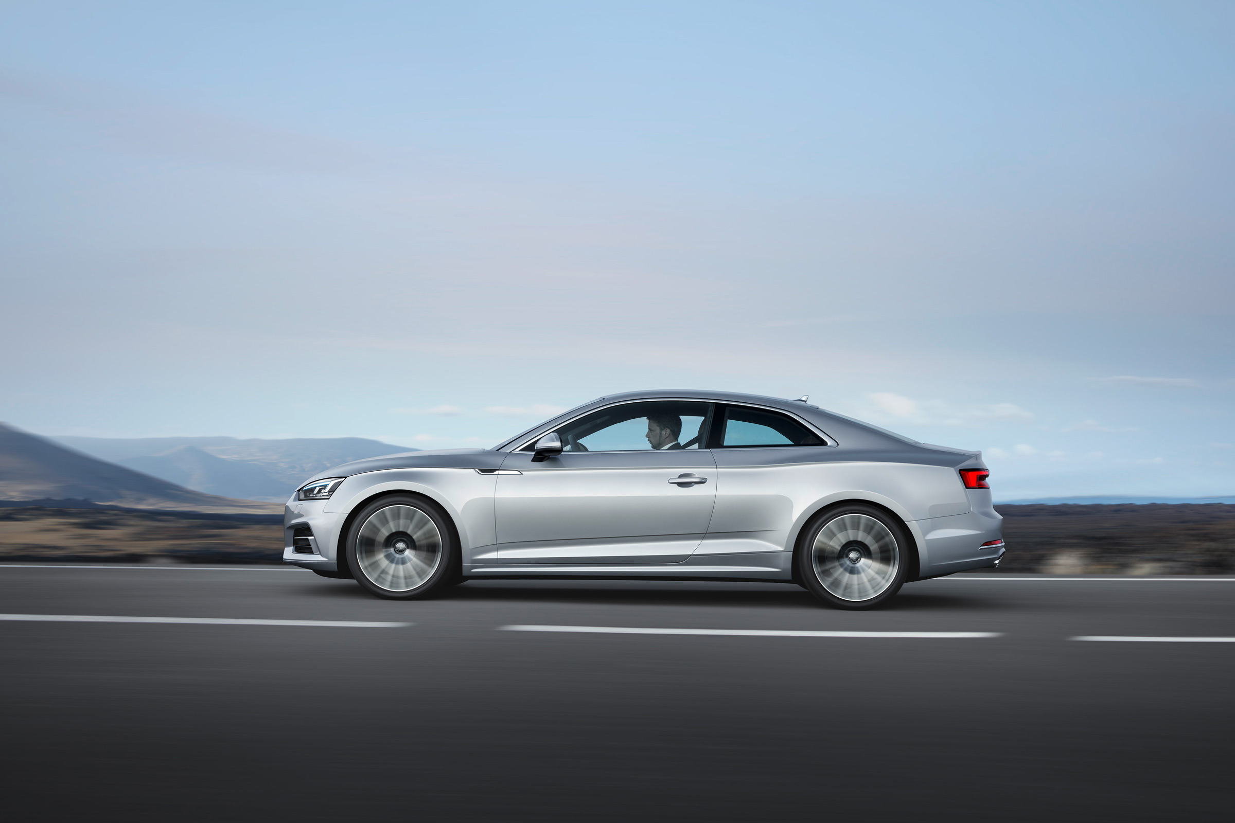 2016 model Audi A5 Coupé ve S5 resmiyete kavuştu