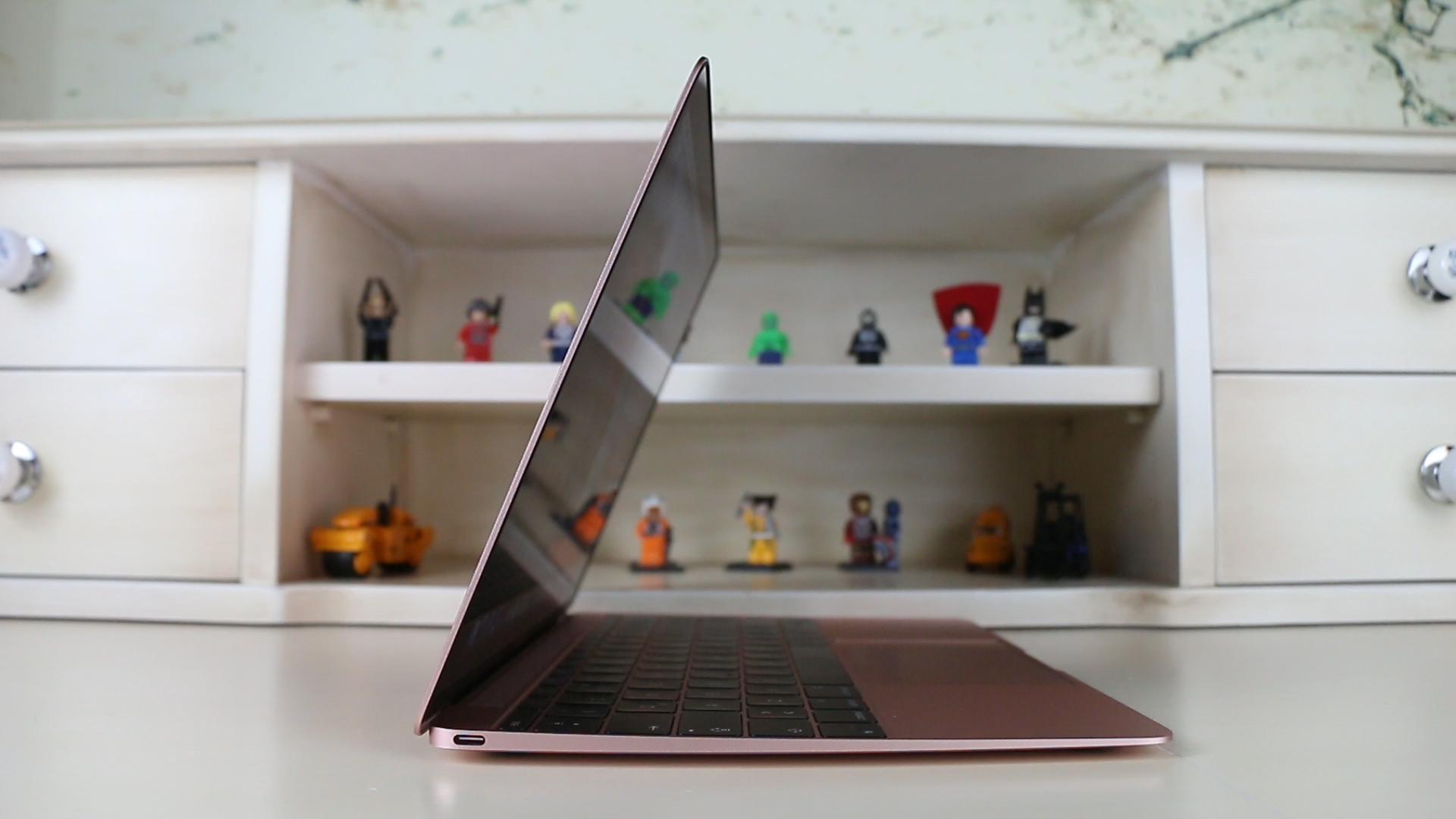 Yeni Macbook 2016 inceleme 'Estetik ve teknoloji bir arada'