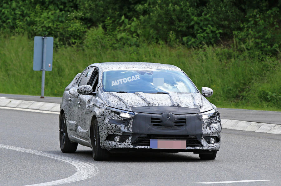 2017 model Renault Mégane sedan kameralara yakalandı